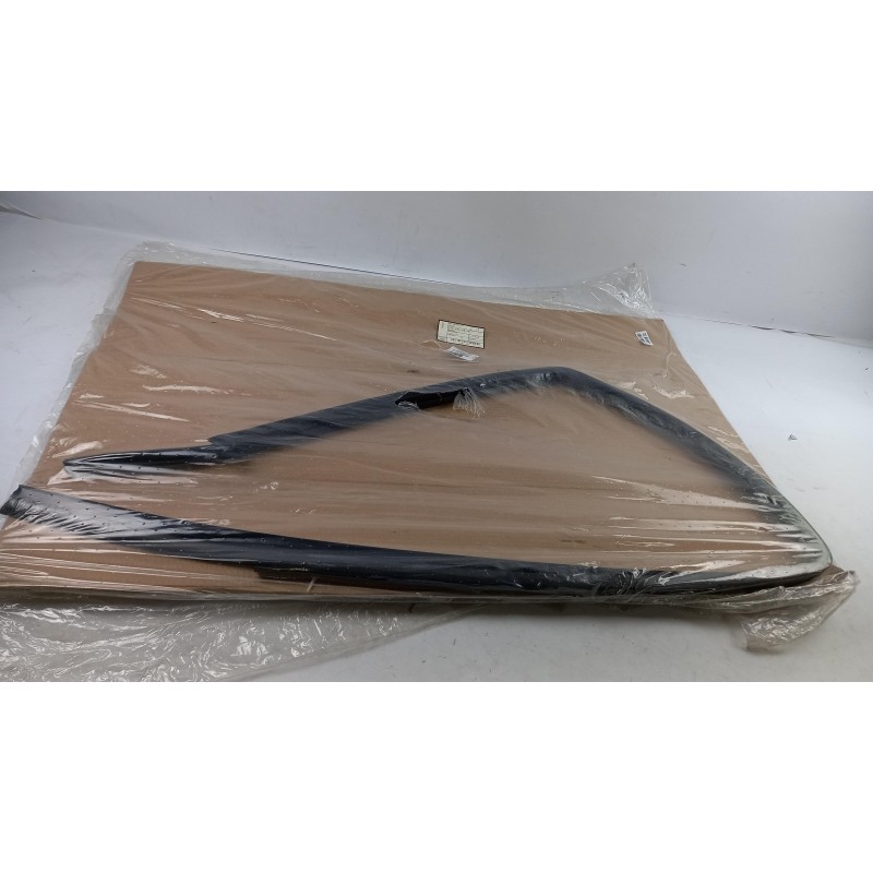 Pièce pour VAG - Window Guide 2E0845261B