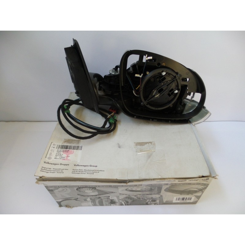 Pièce pour VAG - Housing, Outside Mirror 3C1857508DM9B9
