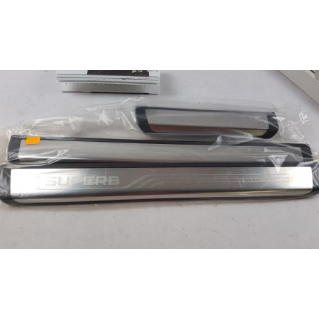 Pièce pour VAG - Sill Trim Set 3V0071303A