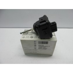Pièce pour VAG - Servomotor, Headlight Range Adjustment 4A0941295