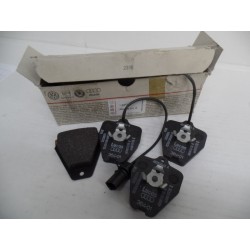 Pièce pour VAG - Brake Pad Set 4B0698151C