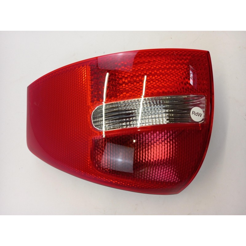 Pièce pour VAG - Combination Rearlight 4B5945096B