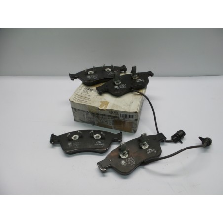 Pièce pour VAG - Brake Pad Set 4D0698151AB
