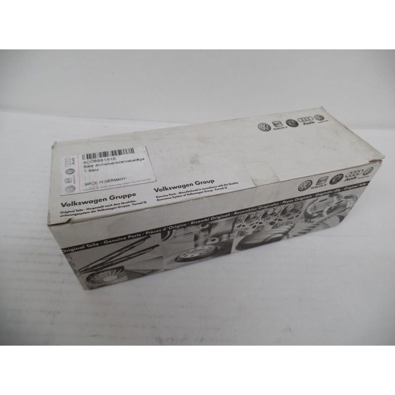 Pièce pour VAG - Brake Pad Set 4D0698151E