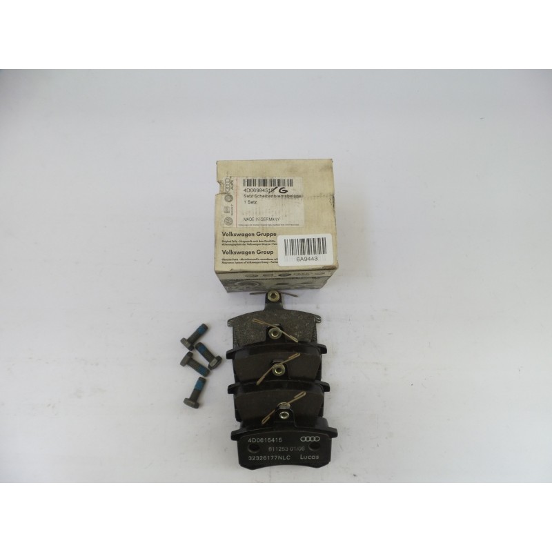 Pièce pour VAG - Brake Pad Set 4D0698451B