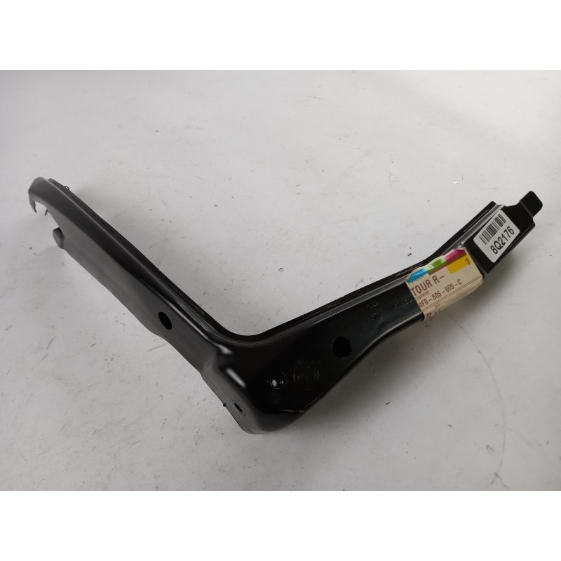 Pièce pour VAG - Headlight Bracket 4F0805605C