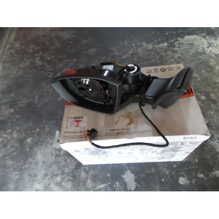 Pièce pour VAG - Housing, Outside Mirror 5E1857507D
