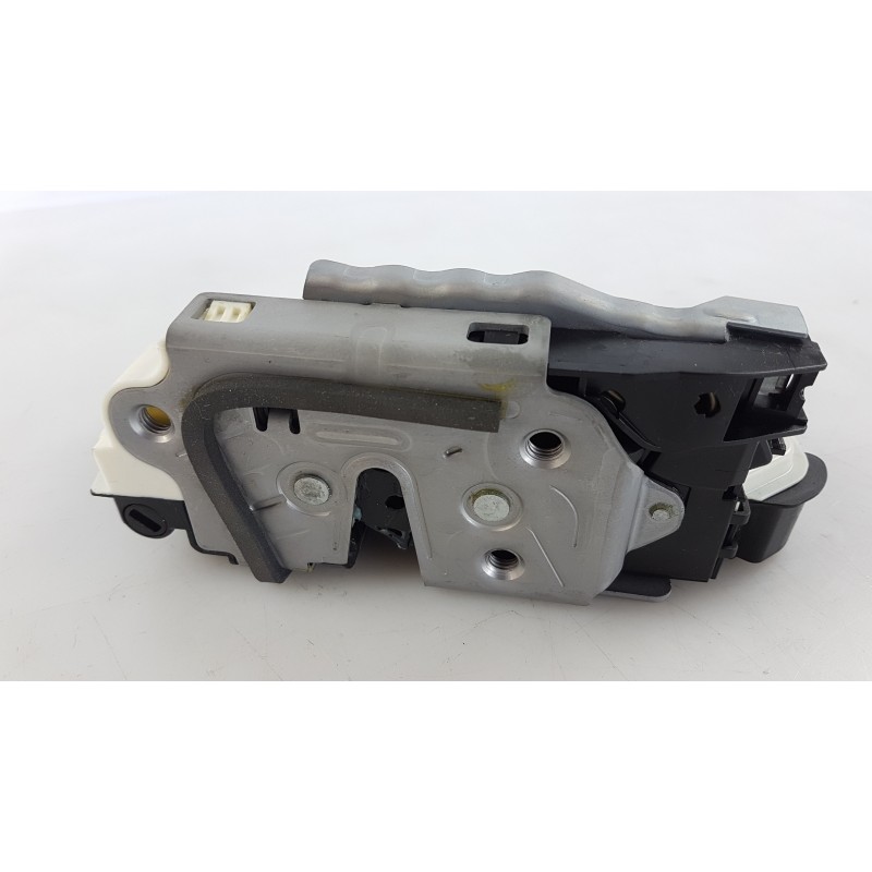 Pièce pour VAG - Door Lock 5K4839016AF