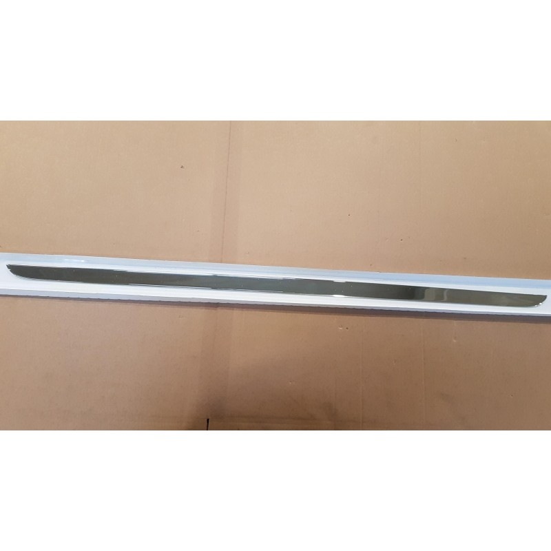 Pièce pour VAG - Trim/Protective Strip, Lid 5N0071360