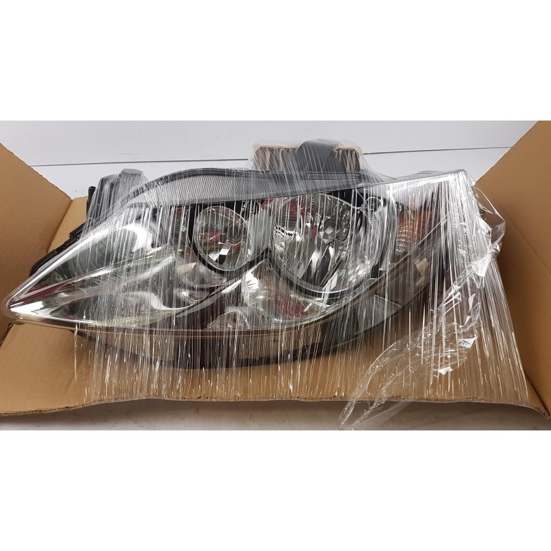 Pièce pour VAG - Headlight 6J1941005D