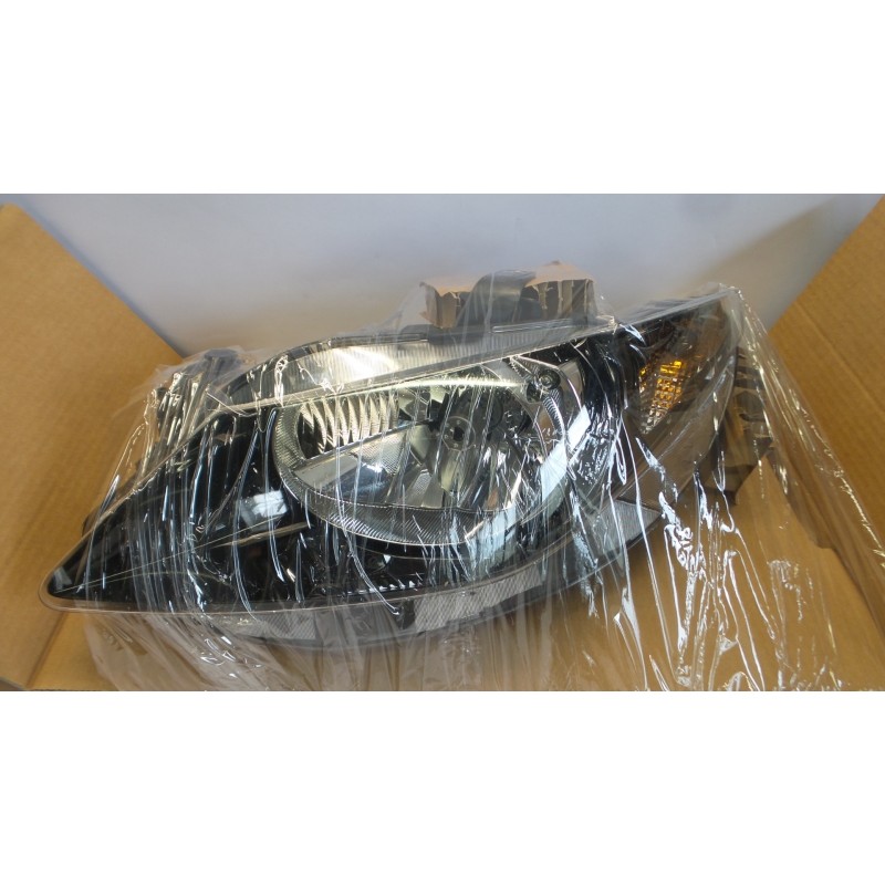 Pièce pour VAG - Headlight 6J1941021C
