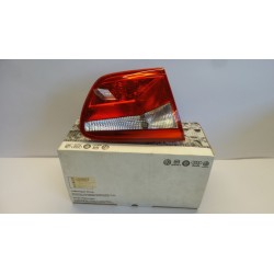 Pièce pour VAG - Combination Rearlight 6J8945093