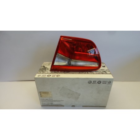 Pièce pour VAG - Combination Rearlight 6J8945094
