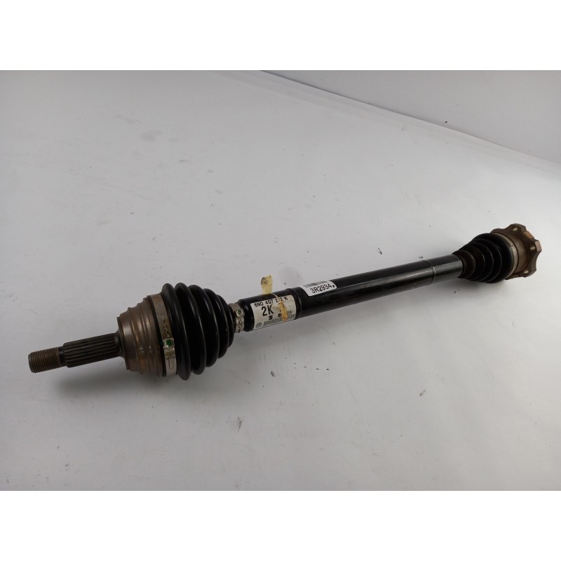 Pièce pour VAG - Drive Shaft 6N0407272K