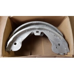 Pièce pour VAG - Brake Shoe Set, Parking Brake 7L0698525