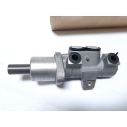 Pièce pour VAG - Master Cylinder, Brakes 7M3611019C