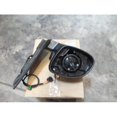 Pièce pour VAG - Housing, Outside Mirror 7N1857507C9B9
