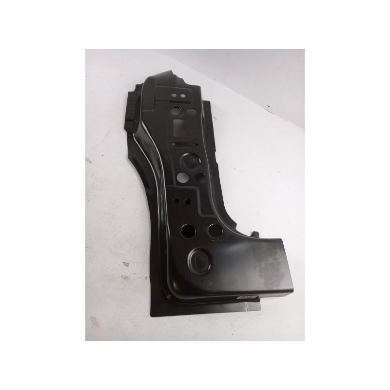 Pièce pour VAG - Bracket, Wing 82A809055A