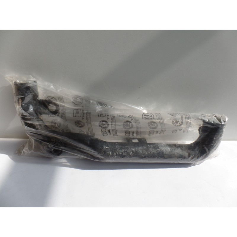 Pièce pour VAG - Hose 8D0145840M