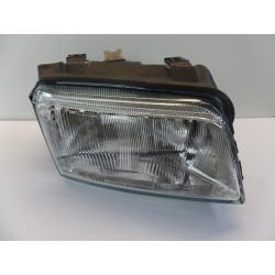 Pièce pour VAG - Headlight 8D0941030