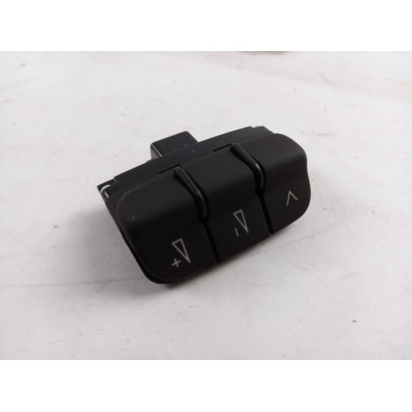 Pièce pour VAG - Steering Wheel Switch 8E0951527A5PR