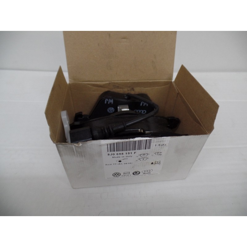 Pièce pour VAG - Brake Pad Set 8J0698151F