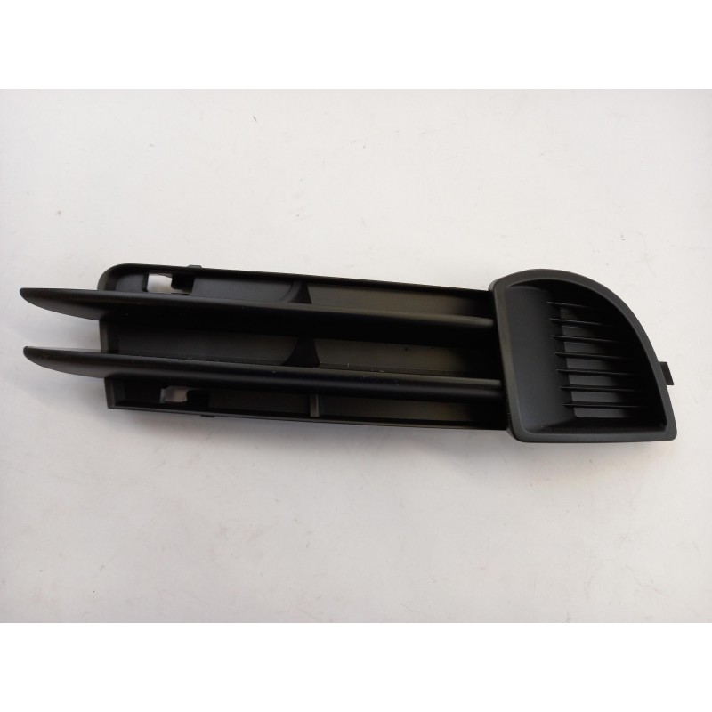 Pièce pour VAG - Ventilation Grille, Bumper 8P4807682A