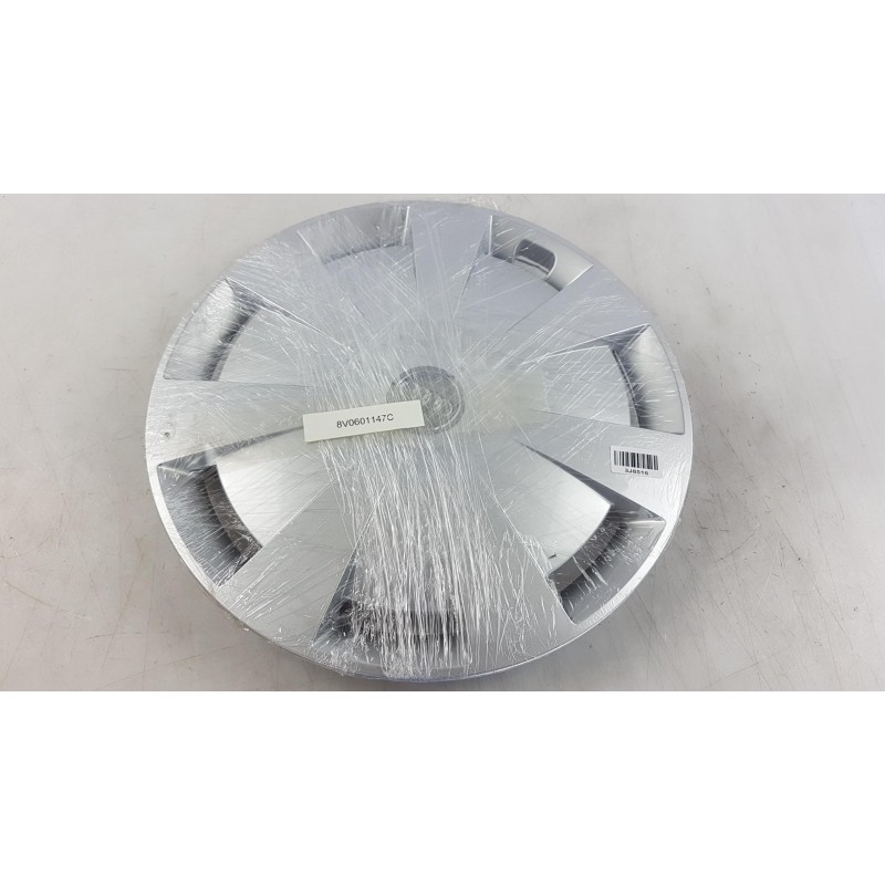 Pièce pour VAG - Hub Cap 8V0601147C