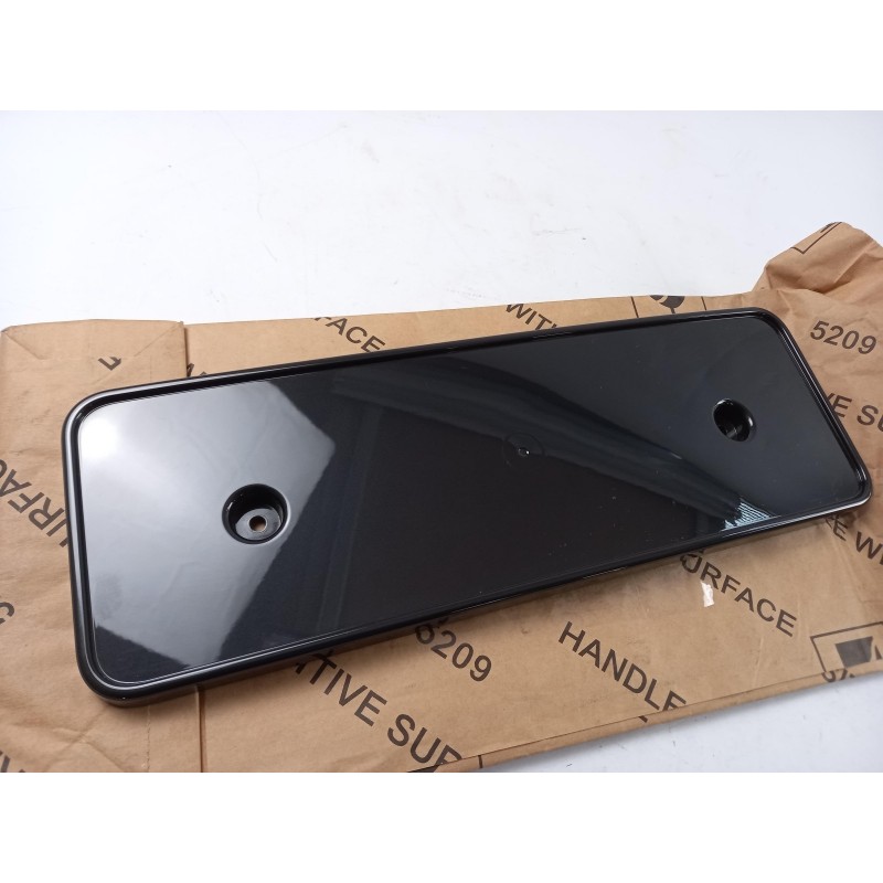 Pièce pour VAG - Licence Plate Holder 8W0807285AJRN4