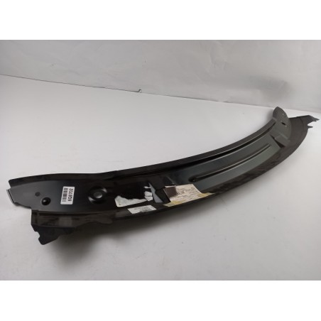 Pièce pour VAG - Windscreen Cowling 8X0802555