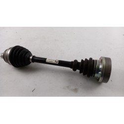 Pièce pour VAG - Drive Shaft JZW407449FX