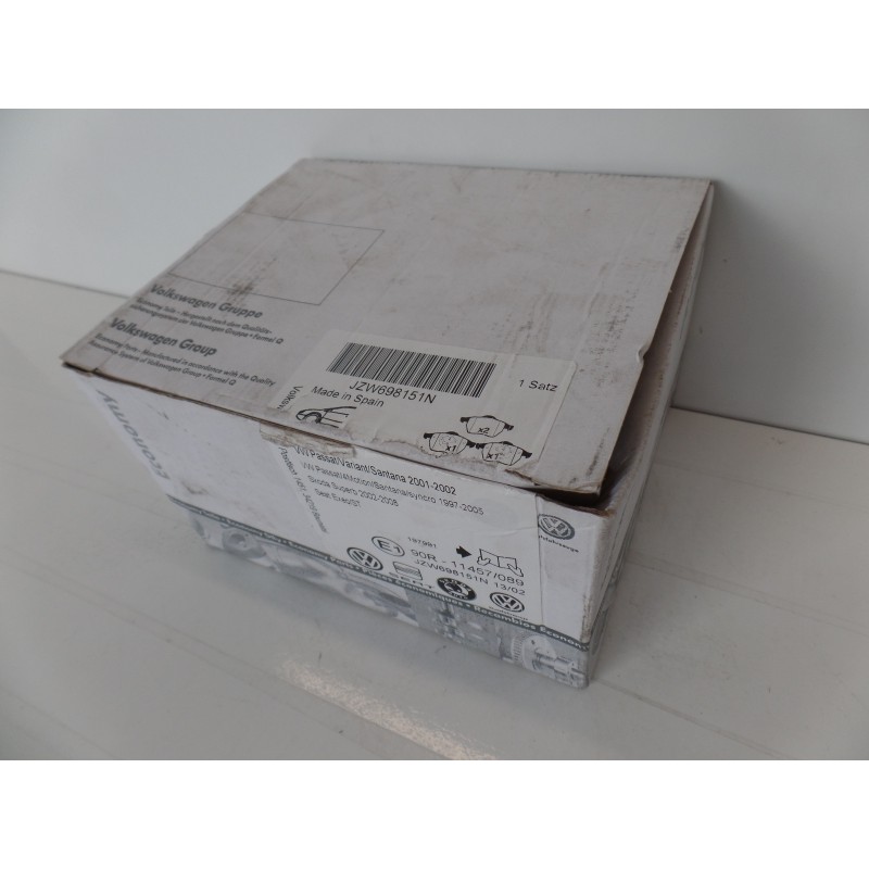 Pièce pour VAG - Brake Pad Set JZW698151N
