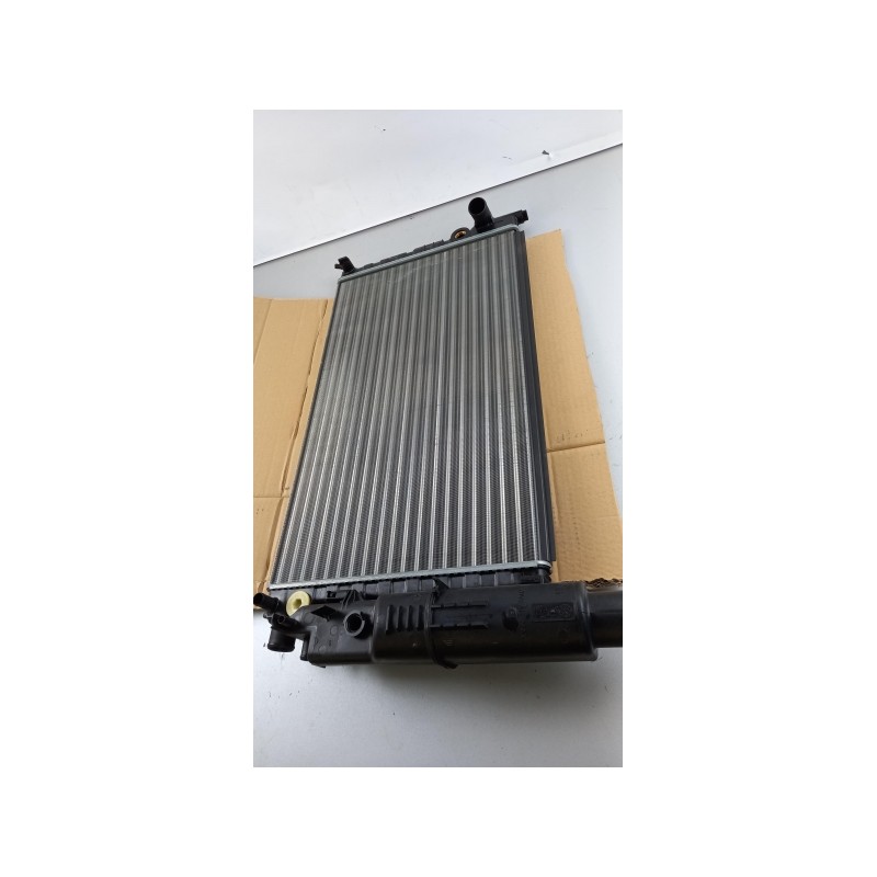 Pièce pour VALEO - Radiator, Engine Cooling 731603