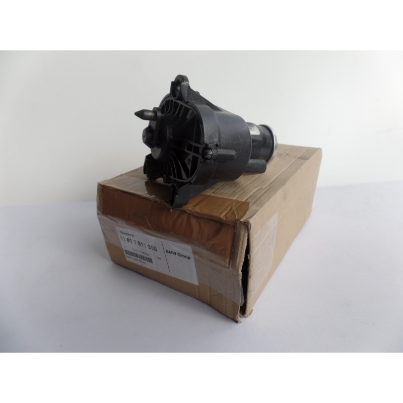 Pièce pour BMW - Servomotor 11617811300