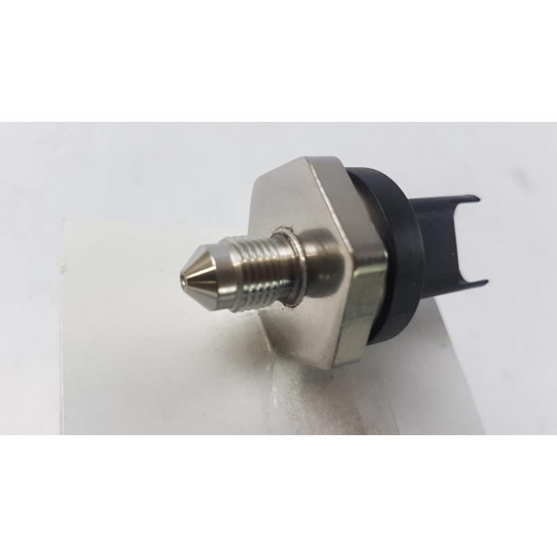 Pièce pour BMW - Sensor, Fuel Pressure 13537622231