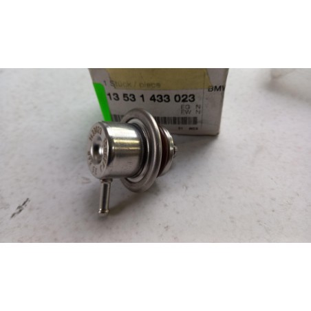 Pièce pour BMW - Control Valve, Fuel Pressure 13531433023