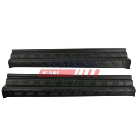 INSERT/REVÊTEMENT POUR MERCEDES SPRINTER 06