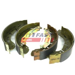 JEU DE MÂCHOIRES DE FREIN POUR FIAT DOBLO 09