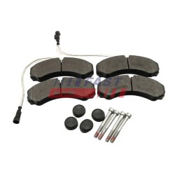 PLAQUETTES DE FREIN POUR NISSAN CABSTAR 06