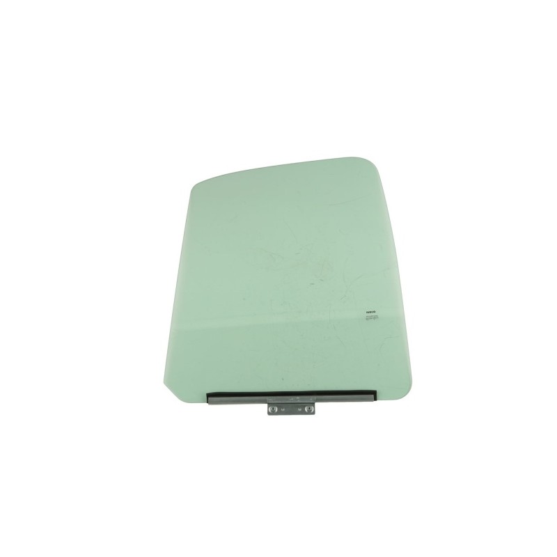 LUNETTE ARRIÈRE POUR IVECO DAILY 06